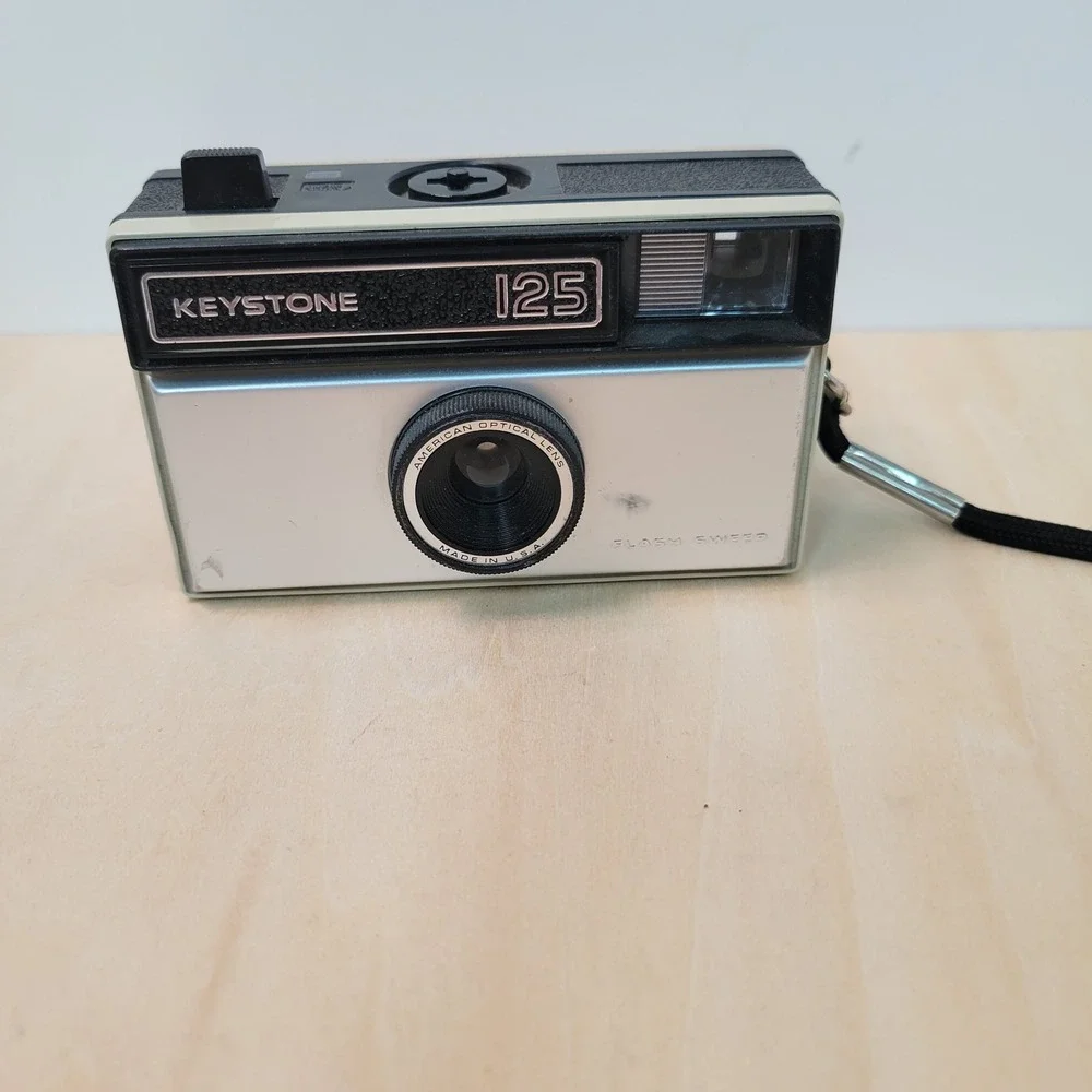 Vintage Keystone 125 35mm Film Camera Multiplan Optical‎ Lens Flash Sweep works